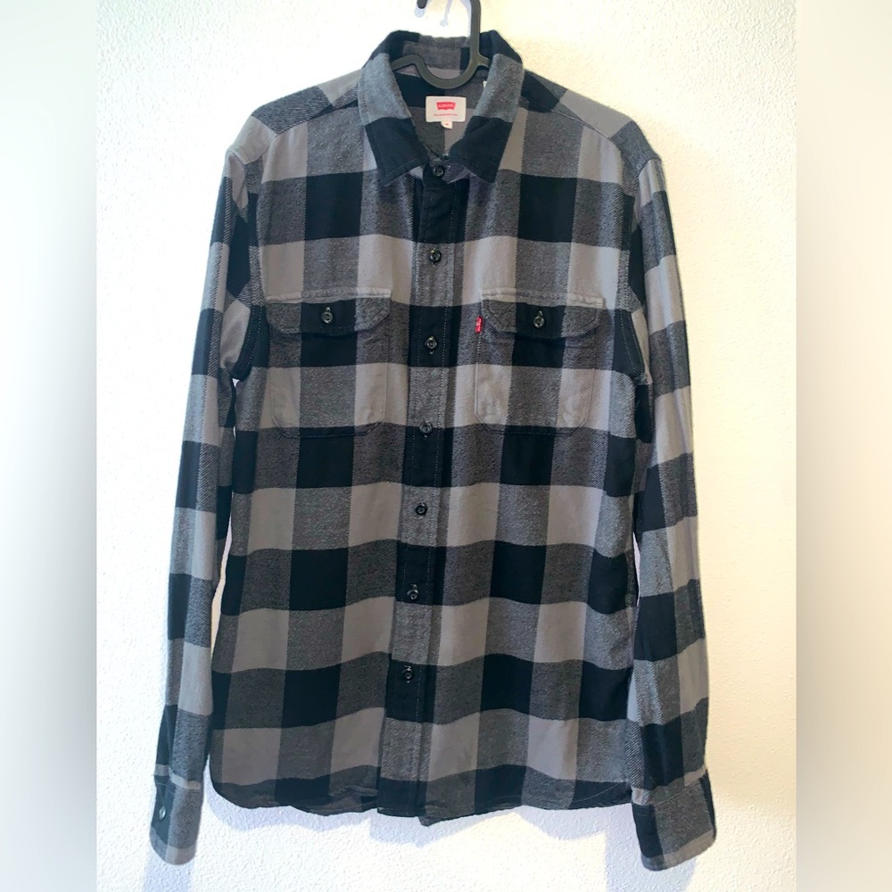 Levi’s black and grey flannel button down! Never worn!